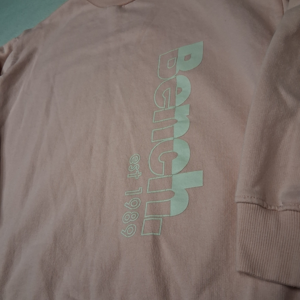4/20$ Bench Light Pink Crewneck Sweater - Picture 2 of 4